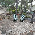 Chalet Cerca A La Playa Con Jardin Y Barbacoa