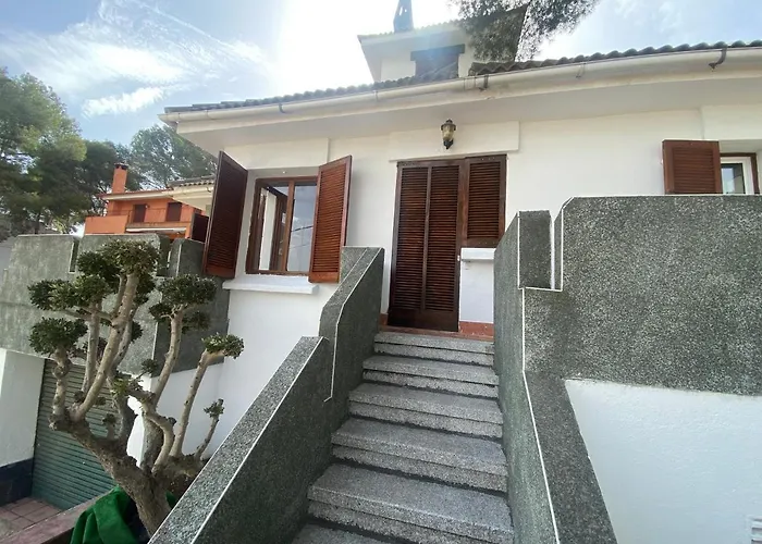 Chalet Cerca A La Playa Con Jardin Y Barbacoa